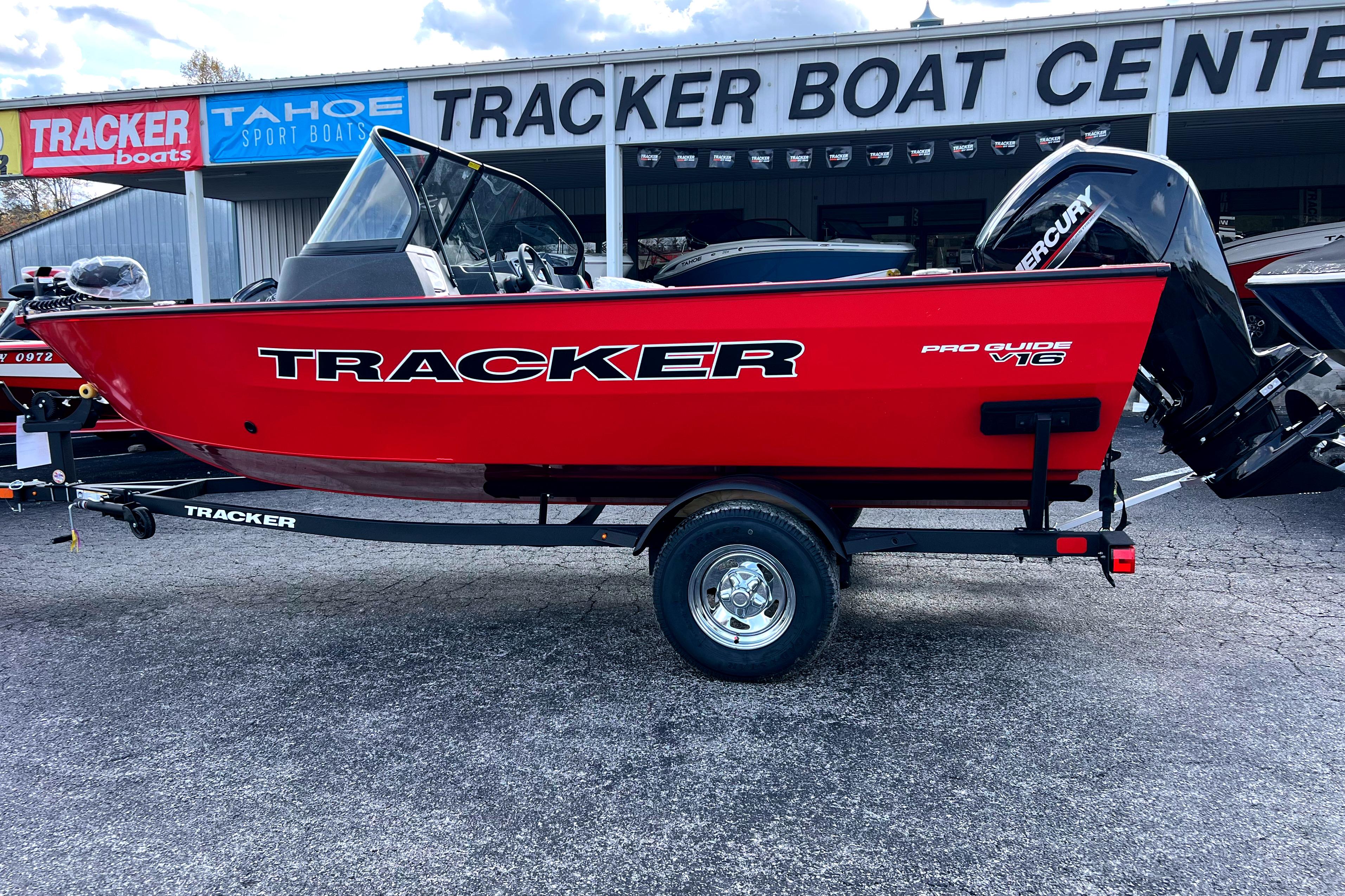 2026 TRACKER PRO GUIDE V-16 WT | Bass Pro Shops